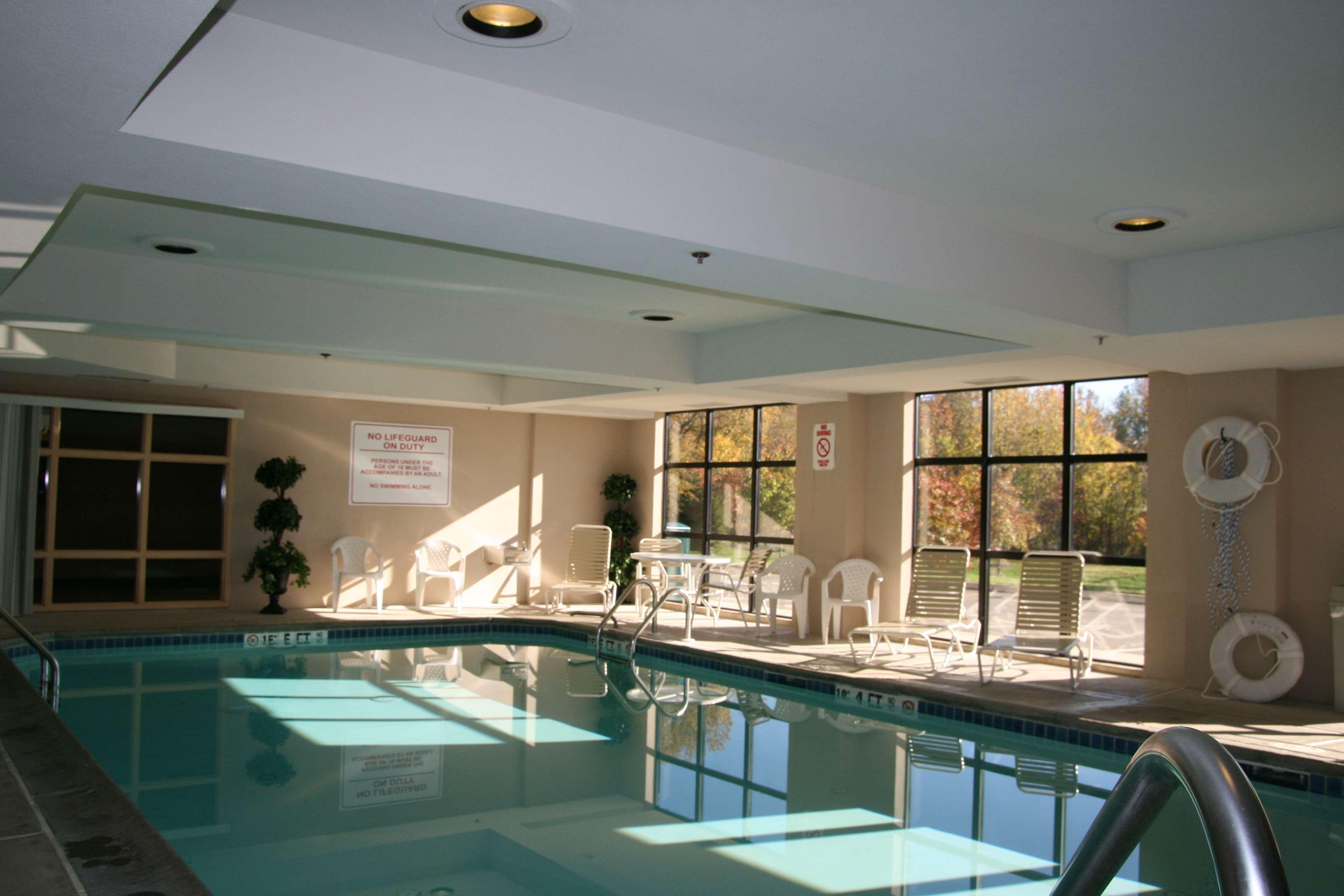 Hampton Inn East Windsor Bagian luar foto