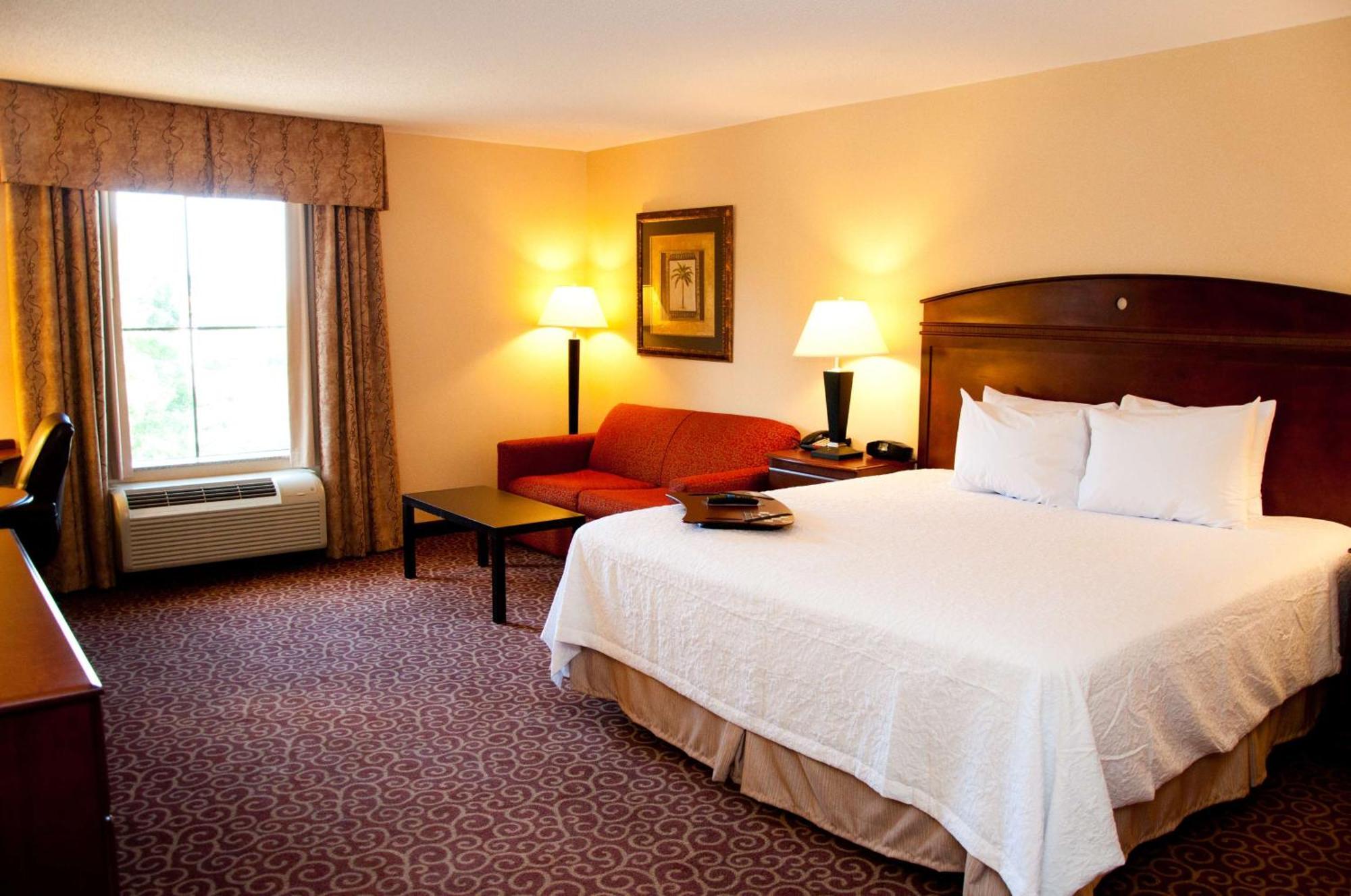 Hampton Inn East Windsor Bagian luar foto