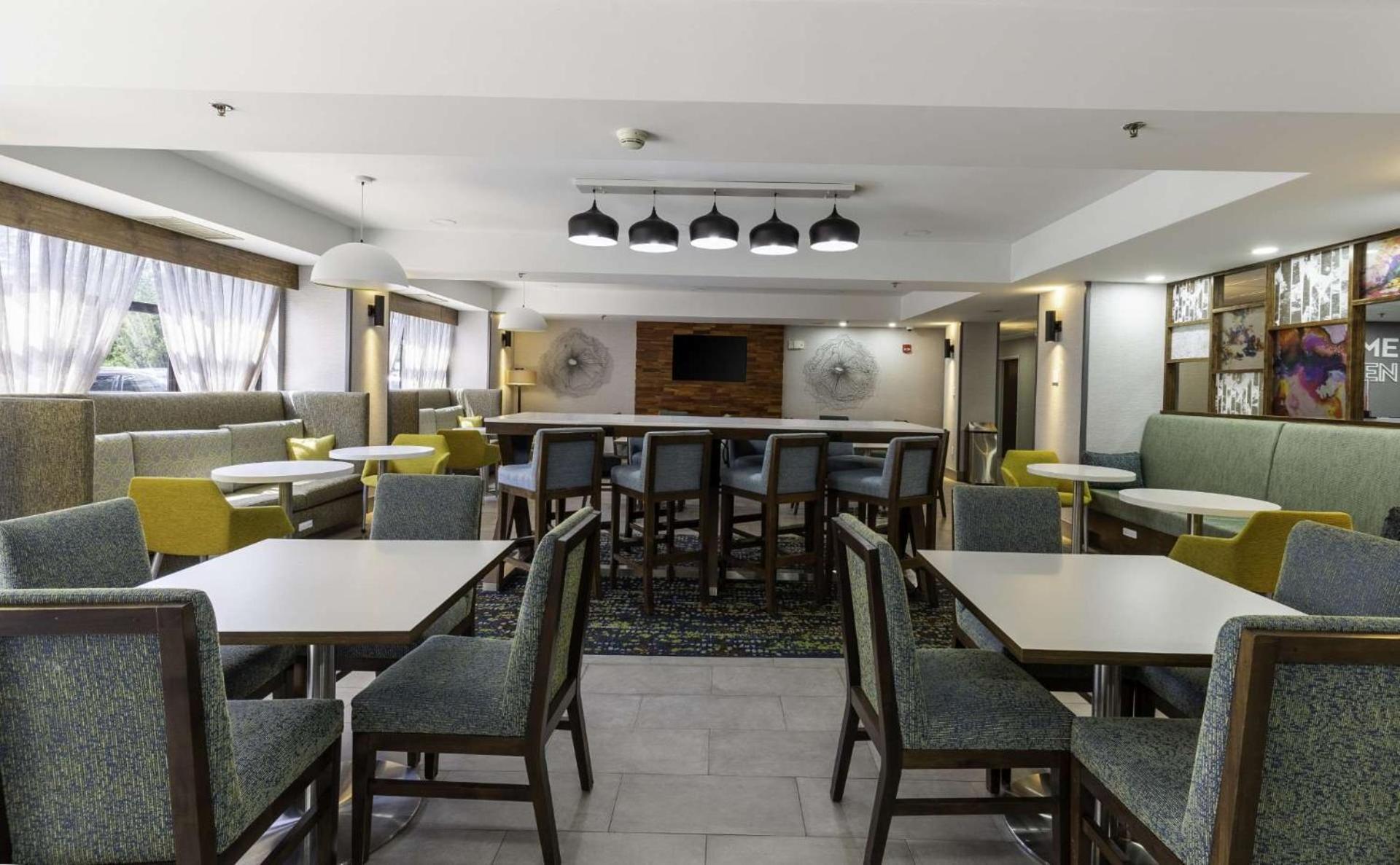 Hampton Inn East Windsor Bagian luar foto