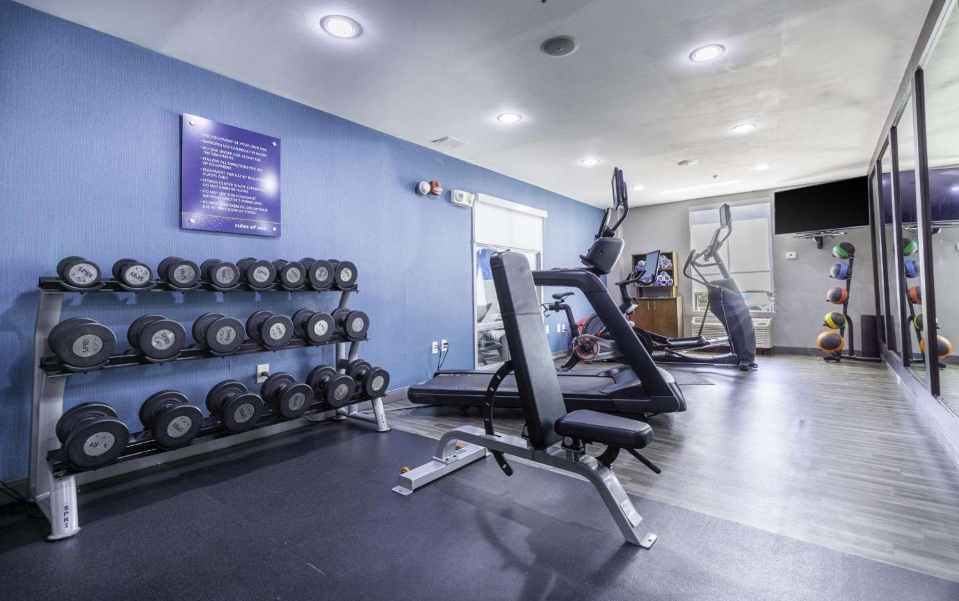 Hampton Inn East Windsor Bagian luar foto
