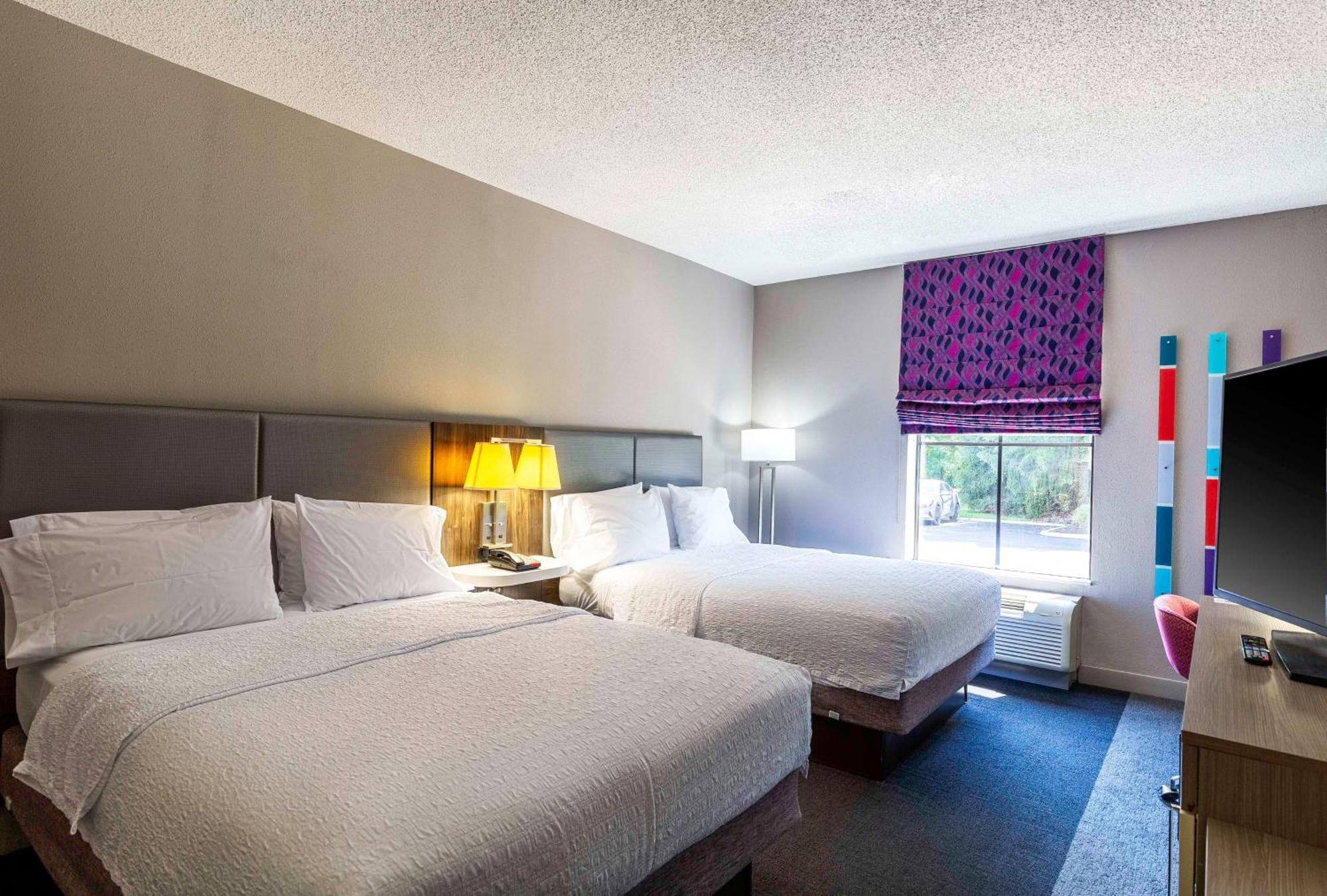 Hampton Inn East Windsor Bagian luar foto